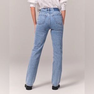 Abercrombie Ultra High Rise 90s Straight Jean